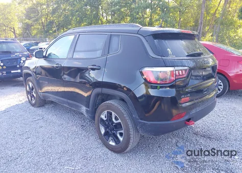 2018 Jeep Compass Trailhawk 4X4 from USA, damaged, VIN 3C4NJDDB9JT187541